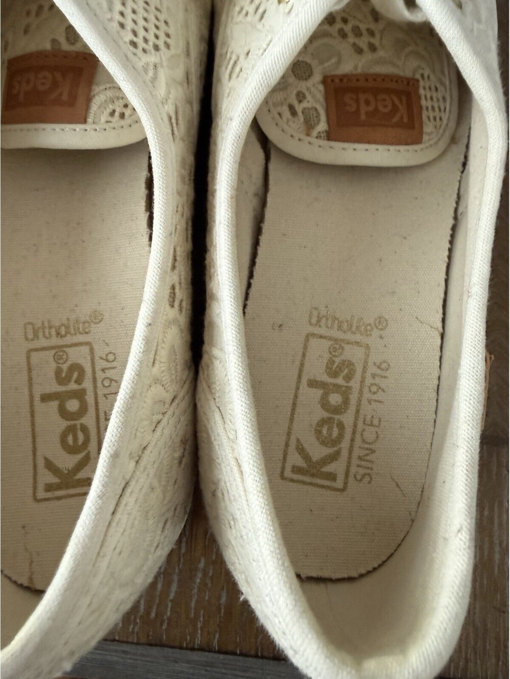 Keds Triple Crocheted Cream Sneakers Lacy Size 8 Comes With Box - Picture 5 of 8